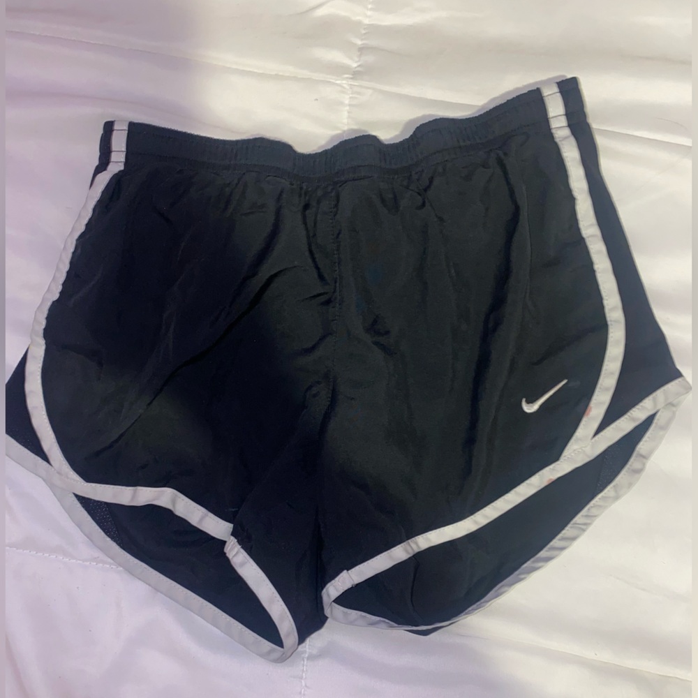 Women’s black Nike tempo running shorts